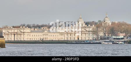 Università di Greenwich, ex Royal Naval College, su una riva del Tamigi, Londra, Inghilterra. Foto Stock