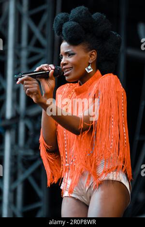 Shingai Shoniwa - Noisettes, V2009, Hylands Park, Chelmsford, Essex, Regno Unito - 22 agosto 2009 Foto Stock