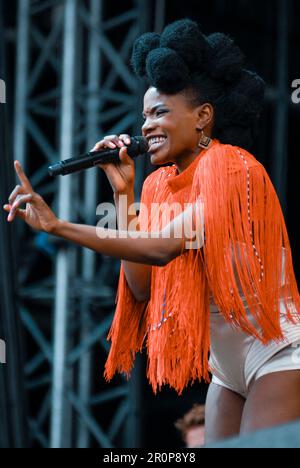 Shingai Shoniwa - Noisettes, V2009, Hylands Park, Chelmsford, Essex, Regno Unito - 22 agosto 2009 Foto Stock