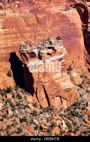 Fallen Rock; Monument Mesa; Ute Canyon da Fallen Rock Overlook; Colorado National Monument; Fruita; Colorado; USA Foto Stock