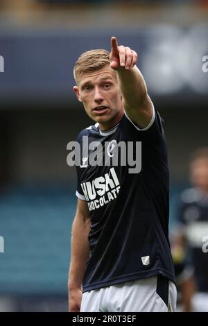 Zian Flemming of Millwall Gestures durante la partita del campionato Sky Bet tra Millwall e Blackburn Rovers al Den, Londra, lunedì 8th maggio 2023. (Foto: Tom West | NOTIZIE MI) Credit: NOTIZIE MI & Sport /Alamy Live News Foto Stock