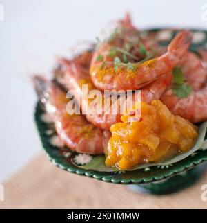 Chutney di mango e curry gambas Foto Stock