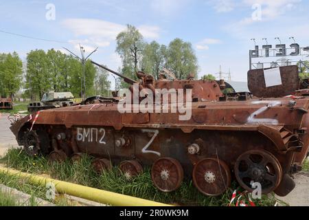 Non esclusiva: KHARKIV, UCRAINA - 09 MAGGIO 2023 - frammenti di attrezzature militari russe distrutte dalle forze armate ucraine durante la difesa di Foto Stock