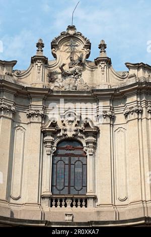 Italia, Lombardia, Milano, Via Senato, Chiesa ortodossa egizia di San Marco ex San Pietro Celestino, facciata particolare Foto Stock