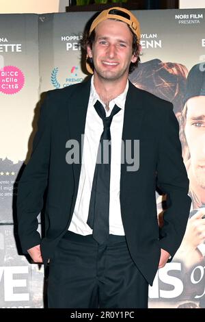 ROM, italiano. 09th maggio, 2023. Hopper Penn bei der Premiere des Kinofilms 'segni d'amore' im Cinema Barberini. ROM, 09.05.2023 Credit: Geisler-Fotopress GmbH/Alamy Live News Foto Stock