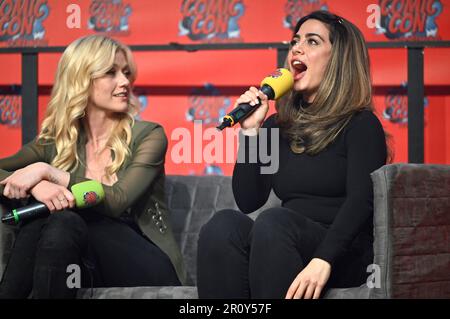 Katherine McNamara und Emeraude Toubia auf der German Comic con edizione primaverile in der Messe Dortmund. Dortmund, 06.05.2023 Foto Stock