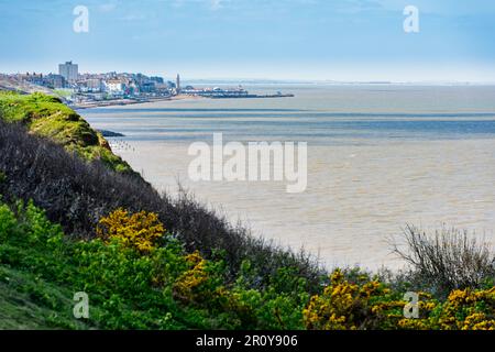 Herne Bay nel Kent, Inghilterra vista dal percorso costiero tra Reculver e Herne Bay Foto Stock