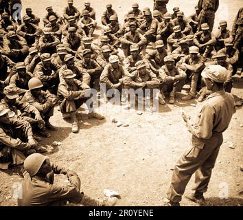 Le truppe etiopiche formazione in Corea. Una classe in intelligenza militare istruito dal Lt. Salomone Mokria di Addis Abeba. Maggio 1951. Foto Stock