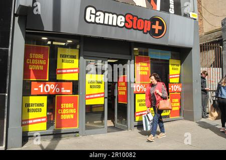 Limerick City, Irlanda. 9th maggio, 2023. Il rivenditore di videogiochi GameStop ha annunciato la chiusura di tutti i suoi negozi irlandesi. Credit: Karlis Dzjamko/ Alamy Live News Foto Stock