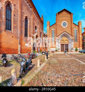 Splendida vista sulla Basilica di Santa Anastasia chiesa cattolica di ordine domenicano in Piazza Santa Anastasia a Verona. Località: Verona, Veneto Foto Stock