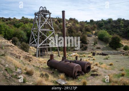 Vecchia caldaia a Golden Progress Mine, Otureshua, Central Otago, South Island, Nuova Zelanda Foto Stock