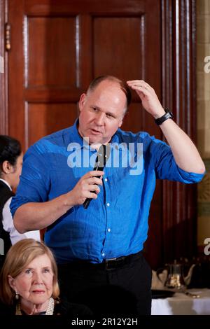 Henry Dimbleby, il pranzo letterario Oldie 09-05-23 il National Liberal Club; Londra. Foto Stock