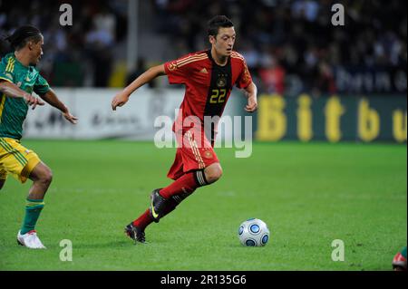 Mesut Özil Aktion Fußball Länderspiel, Deutschland - Südafrika 2:0, 5,9.2009. Foto Stock