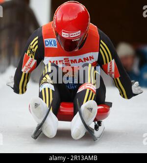 Felix Loch beim Rodel Welt Cup a Igls 28.11.2009. Foto Stock