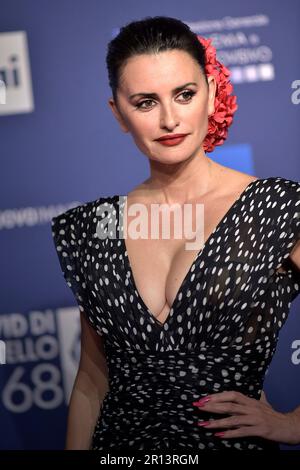 Roma, Italia. 11th maggio, 2023. Penelope Cruz partecipa al tappeto rosso David di Donatello 68th il 10 maggio 2023 a Roma, Italia Credit: dpa/Alamy Live News Foto Stock