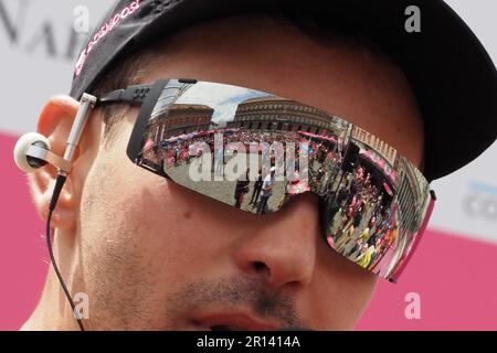 Napoli, Italia. 11th maggio, 2023. Alberto Bettiol è un ciclista stradale italiano che guida per il team EF Education-EasyPost, durante la sesta tappa del giro d'Italia con partenza e arrivo a Napoli. Napoli, 11 maggio 2023. (Foto di Vincenzo Izzo/Sipa USA) Credit: Sipa USA/Alamy Live News Foto Stock