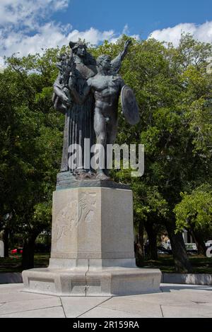 Difensori confederati della statua di Charleston. Il monumento onora i soldati confederati di Charleston, in particolare quelli che hanno servito a Fort Sumter. Foto Stock