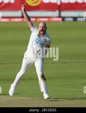 Durham's ben Raine durante la partita del LV= County Championship tra il Durham County Cricket Club e lo Yorkshire County Cricket Club al Seat Unique Riverside, Chester le Street giovedì 11th maggio 2023. (Foto: Mark Fletcher | NOTIZIE MI) Credit: NOTIZIE MI & Sport /Alamy Live News Foto Stock