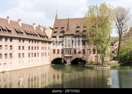 Lo storico Heilig-Geist spital a Norimberga, costruito nel 14th ° secolo, Mitte, Norimberga, Bayern, Deutschland Foto Stock