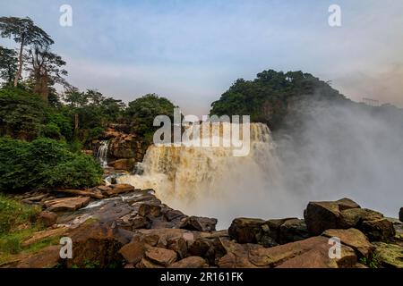 Cascate di Zongo sul fiume Inkisi, Repubblica Democratica del Congo Foto Stock