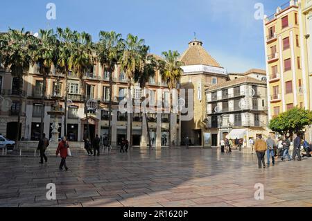 Plaza de la Constitucion, Piazza, Malaga, Costa del Sol, Provincia di Malaga, Andalusia, Spagna Foto Stock