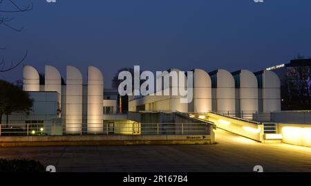 Archivio Bauhaus, Museo del Design, Klingelhoeferstrasse, Tiergarten, Berlino, Germania Foto Stock