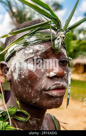 Guerriero pigmero, Kisangani, Congo Foto Stock