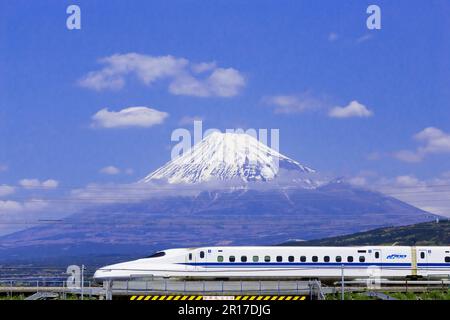 Tokaido Shinkansen N700 e Mt. Fuji Foto Stock