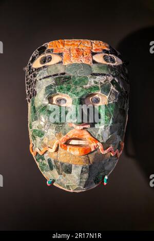 Maschera funeraria da Calakmul, tardo periodo classico, museo archeologico Maya, Fort San Jose, Campeche, Messico Foto Stock