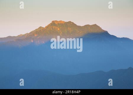 Mattina del Monte Ishizuchi Foto Stock