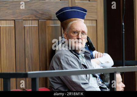 Brugge, Belgio. 05th maggio, 2023. L'accusato Tom Debaillie ha illustrato durante la prima sessione del processo dinanzi alla Corte delle Assizioni delle Fiandre Occidentali, a Brugge, venerdì 05 maggio 2023. Debaillie di Kortrijk è accusato dell'omicidio di suo padre Frans Debaillie (90) nell'aprile 2020 a Kortrijk. BELGA PHOTO KURT DESPLENTER Credit: Belga News Agency/Alamy Live News Foto Stock