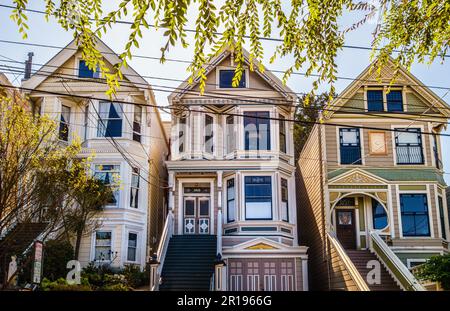 San Francisco, CA, US-10 ottobre 2017: Edifici vittoriani colorati a San Francisco. Foto Stock