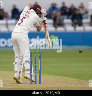 NORTHAMPTON, INGHILTERRA 12-2023 maggio : James Sales of Northamptonshire Day 2 del LV= Insurance County Championship match tra Northamptonshire Vs Nottinghamshire al County Ground di Northampton, Inghilterra. Credit: PATRICK ANTHONISZ/Alamy Live News Foto Stock