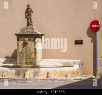L'Abeurador de Sant Isidre è una fontana sacra e abbeveratoio per gli animali a Pollenca, nei Monti Tramuntana di Maiorca in Spagna Foto Stock