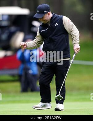 Brendan Lawlor festeggia il 18th dopo aver vinto il G4D Open al Woburn Golf Club, Milton Keynes. Data immagine: Venerdì 12 maggio 2023. Foto Stock