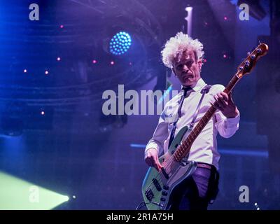 Mantova, Italia. 11th maggio, 2023. Lucio fasino durante Biagio Antonacci - Palco Centrale Tour, Concerto di Musica del cantante italiano a Mantova, 11 2023 maggio Credit: Independent Photo Agency/Alamy Live News Foto Stock