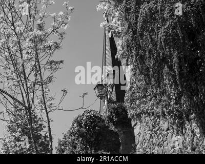 città di saarbureg sul fiume saar Foto Stock