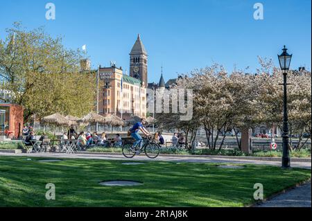 Carl Johans Park in primavera a Norrkoping, Svezia. Norrkoping è una storica città industriale svedese. Foto Stock