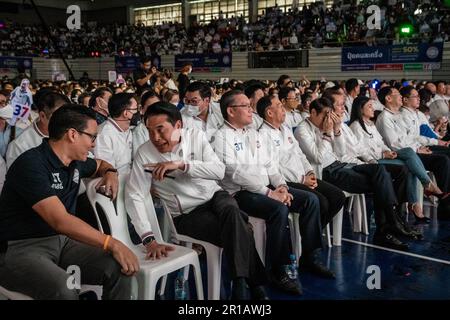 Bangkok, Thailandia. 12th maggio, 2023. I rappresentanti principali del Palang Pracharath Party (PPRP) visto durante il grande raduno finale allo Stadio Thai-Giapponese di Bangkok. (Foto di Nathalie Jamois/SOPA Images/Sipa USA) Credit: Sipa USA/Alamy Live News Foto Stock