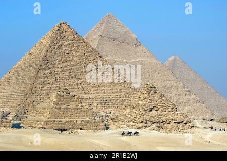Le Piramidi a Giza vicino il Cairo, Egitto Foto Stock