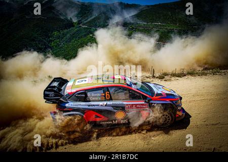 Porto, Portogallo. 12th maggio, 2023. 06 SORDO Dani (spa), CARRERA Candido (spa), Hyundai Shell Mobis World Rally Team, Hyundai i20 Coupé WRC, azione durante il Rally Portogallo 2023, 5th° round del WRC World Rally Championship 2023, dal 11 al 14 maggio 2023 a Porto, Portogallo - Foto Paulo Maria/DPPI Credit: DPPI Media/Alamy Live News Foto Stock