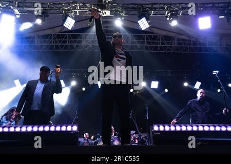 Danza con il Concerto della Madre, Città del Messico, Messico. 12th maggio, 2023. Los Van Van si esibiscono a un pubblico di 16.000 persone. Credit: Lexie Harrison-Cripps/Alamy Live News Foto Stock