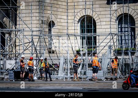 ROTTERDAM - preparativi su Stadshuisplein e di fronte al municipio per la prossima partita tra Feyenoord e Go Ahead Eagles. Feyenoord può diventare campione durante la partita. ANP ROBIN UTRECHT olanda fuori - belgio fuori Foto Stock