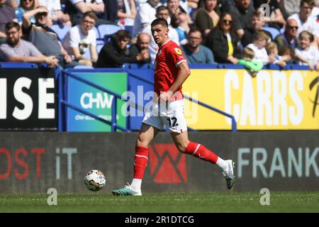 Bolton, Regno Unito. 13th maggio, 2023. Bobby Thomas di Barnsley in azione. EFL Skybet Football League One Play Off semi final, 1st leg match, Bolton Wanderers / Barnsley presso lo stadio dell'Università di Bolton a Bolton, Lancs sabato 13th maggio 2023. Questa immagine può essere utilizzata solo per scopi editoriali. Solo per uso editoriale, foto di Chris Stading/Andrew Orchard sports photography/Alamy Live news Credit: Andrew Orchard sports photography/Alamy Live News Foto Stock