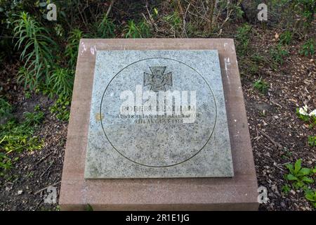 Memoriale al privato Robert Beatham a Penrith, Regno Unito, che è stato premiato con la Croce Vittoria per il valore durante la battaglia di Amiens nell'agosto 1918 Foto Stock