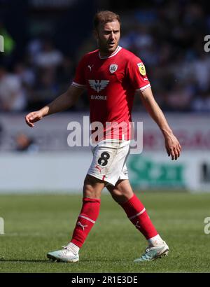 Bolton, Greater Manchester, Regno Unito. 13th maggio 2023;University of Bolton Stadium, Bolton, Greater Manchester, England; League One Play Off Football, semi Final, First leg, Bolton Wanderers vs Barnsley; Herbie Kane of Barnsley Credit: Action Plus Sports Images/Alamy Live News Foto Stock