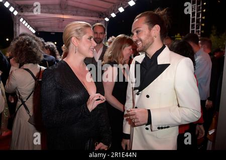 Anika Decker und Riccardo Simonetti bei der 73. Verleihung des Deutschen Filmpreises 2023 im Theater am Potsdamer Platz. Berlino, 12.05.2023 Foto Stock