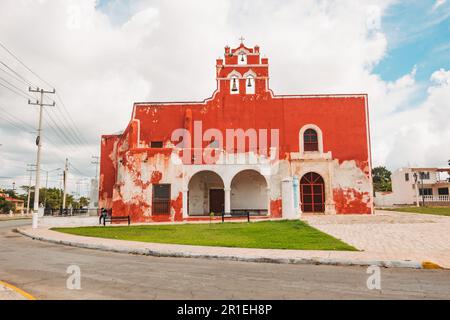 Parroquia San Francisco de Asís, una chiesa costruita nel 1517 a Campeche, Messico Foto Stock