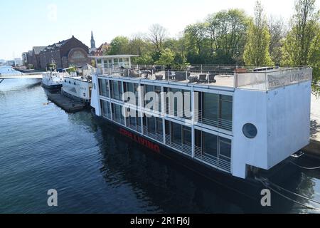 Maggio 13,2023/ CPH soggiorno hotel vista della sposa langro e nero dimond reale biblioteca e vew del canale di Copenaghen capitale danese Copenhagen Danimarca. (Foto.Francis Joseph Dean/immagini del decano) Foto Stock