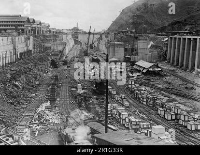 Foto d'archivio: Canale di Panama in costruzione, terminali Balboa e molo secco ca. 1908-1919 Foto Stock